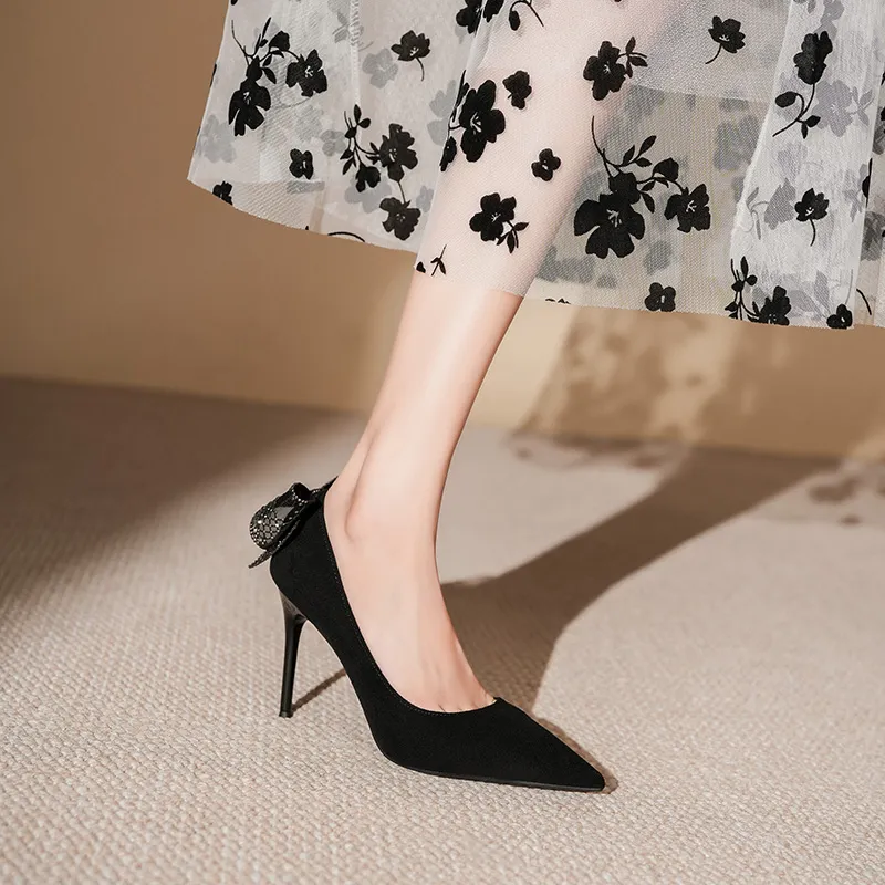 Lan Miao Slim Heel High Heels Women's Black-3