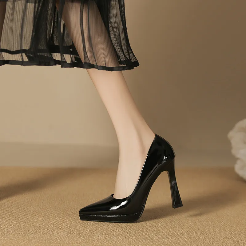 Lan Miao Slim Heel High Heels Women's Black-4
