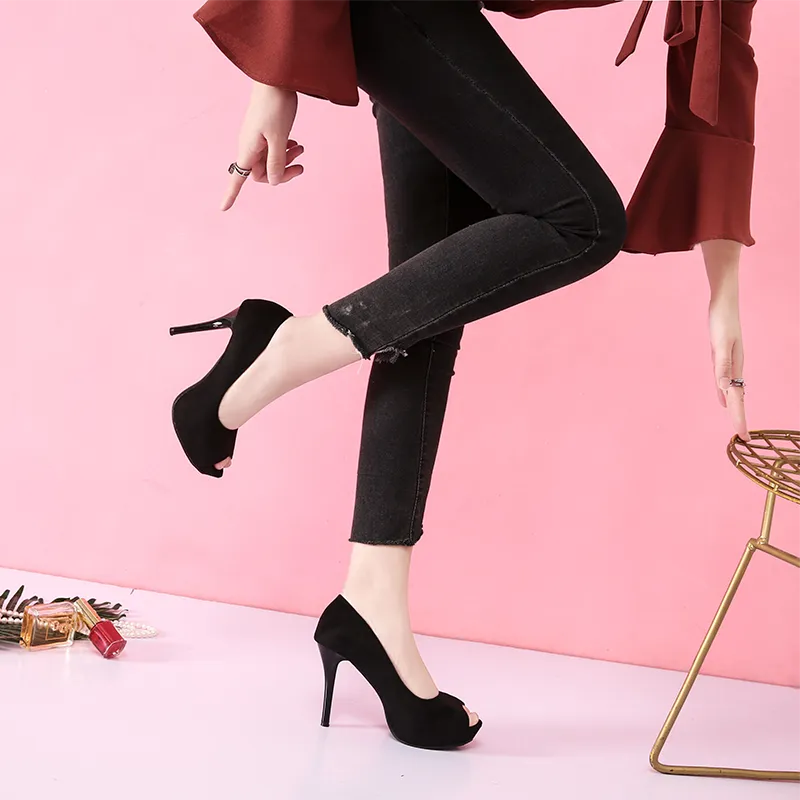 Lan Miao Slim Heel High Heels Women's Black-3