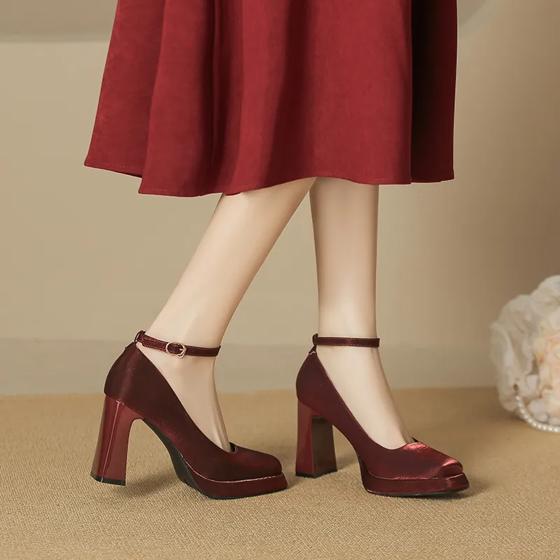 Lan Miao Chunky Heel High Heels Women's-1