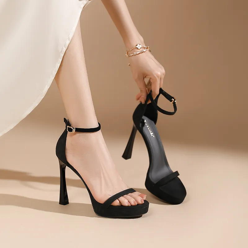 Lan Miao One Strap Sandals Women's-18