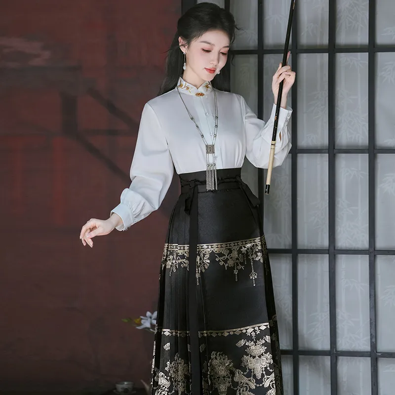 MDEHT Hanfu Women's White Top + Black Horse Face Skirt-3