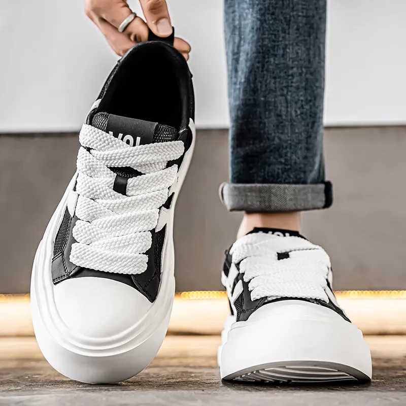 Red Bean Low Top Skateboard Shoes Men's-10