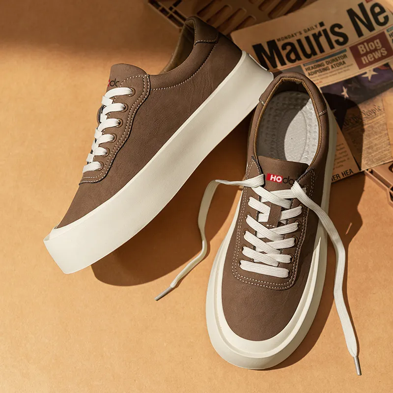 Red Bean Low Top Skateboard Shoes Men's-2