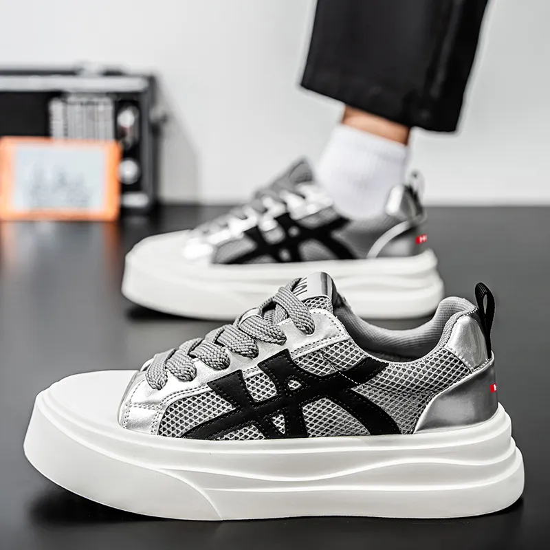 Red Bean Low Top Skateboard Shoes Men's-6