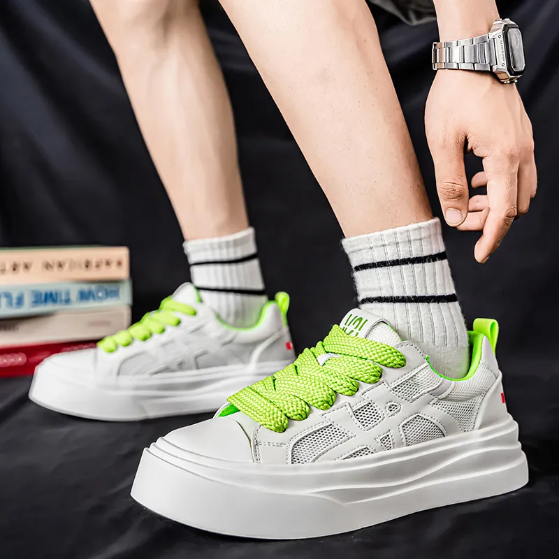 Red Bean Low Top Skateboard Shoes Men's-2