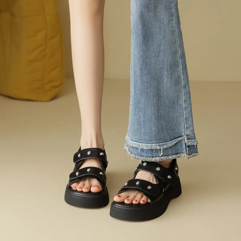 DAPHNE Beach Sandals Women's Black/Ecru-5