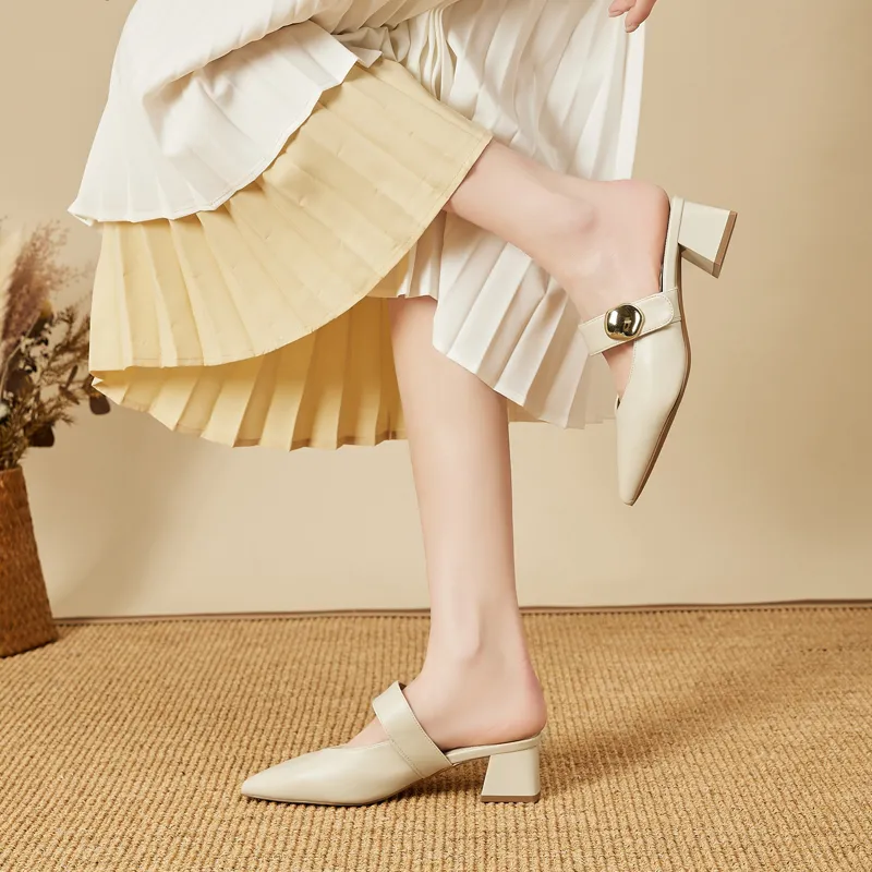 DAPHNE Slip Resistant Closed Toe Slippers Women's-7