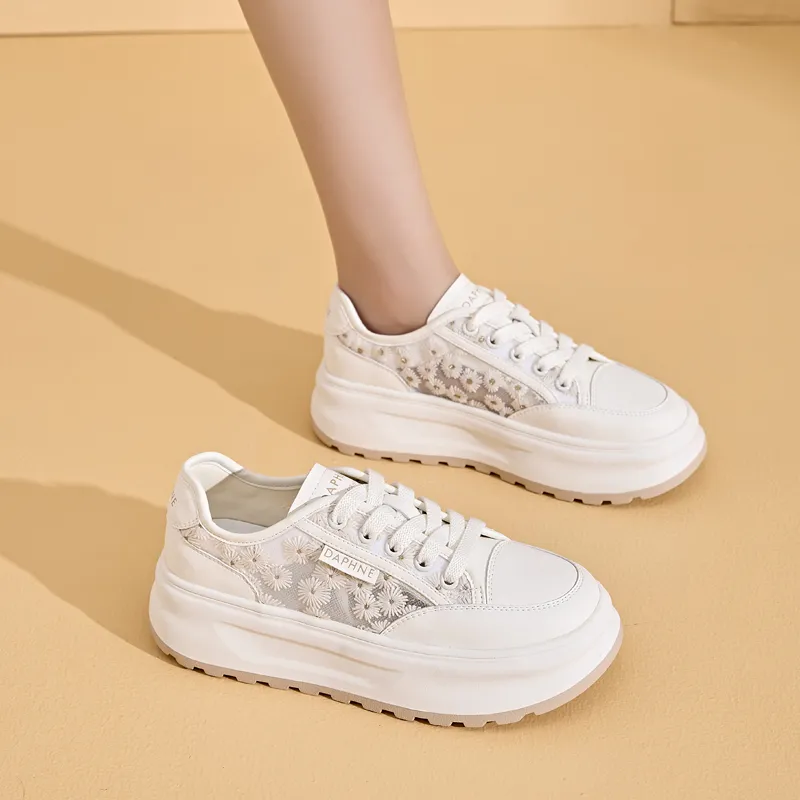 DAPHNE Breathable Low Top Skateboard Shoes Women's-11