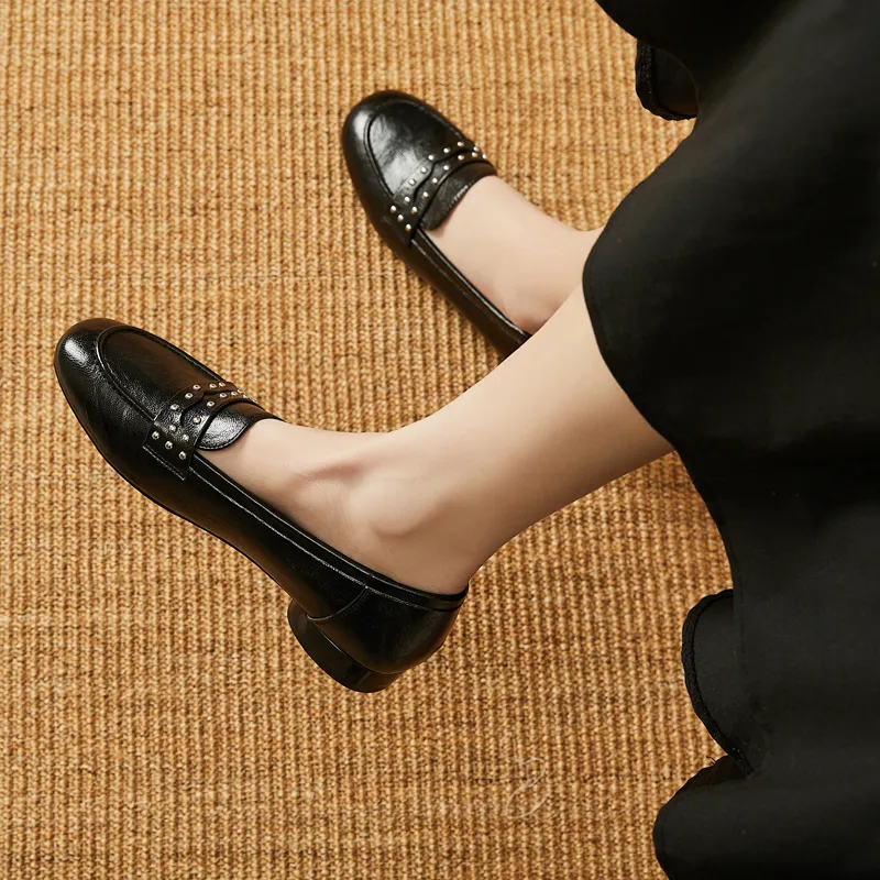 DAPHNE Loafers Women's Black/Ecru-11