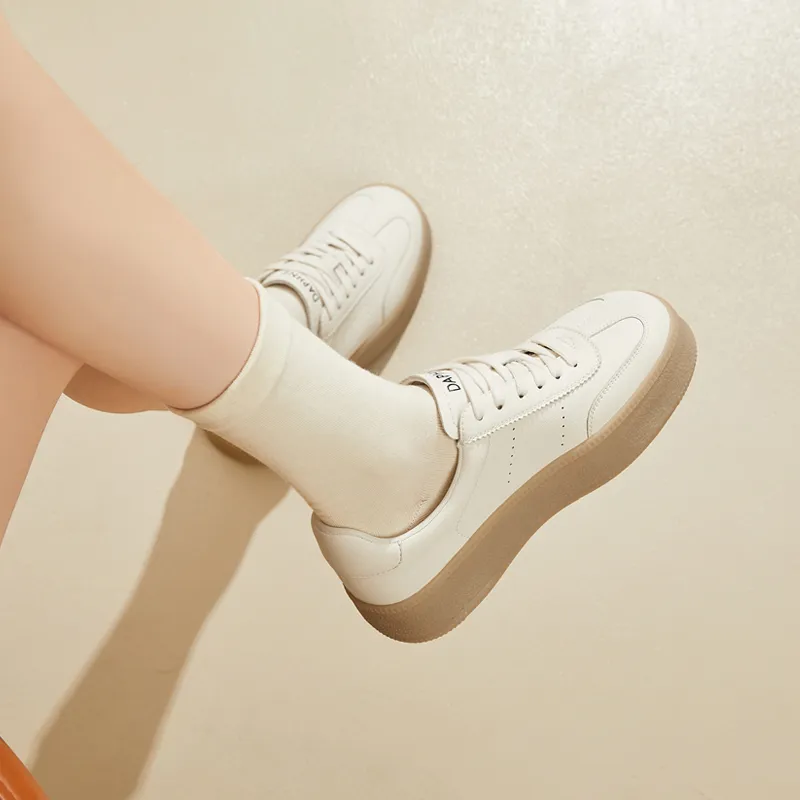 DAPHNE Breathable Low Top Skateboard Shoes Women's Ecru-1
