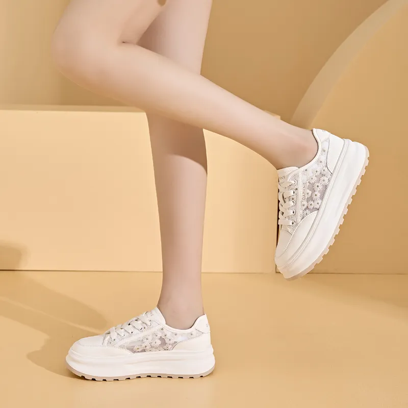 DAPHNE Breathable Low Top Skateboard Shoes Women's-7