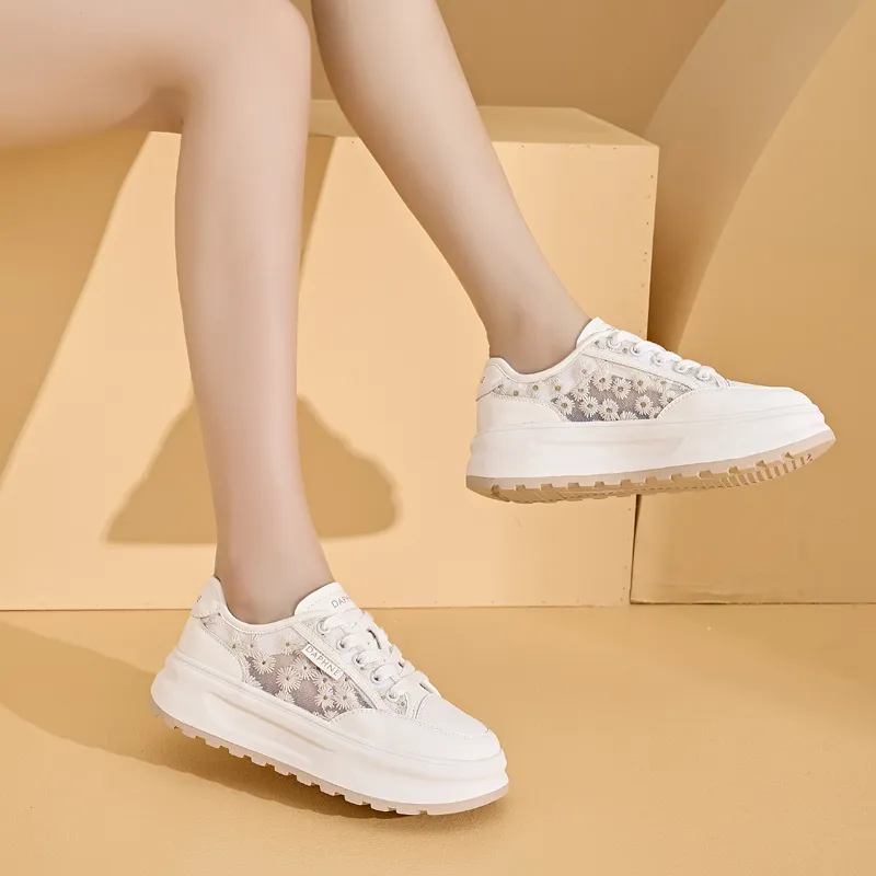 DAPHNE Breathable Low Top Skateboard Shoes Women's-8