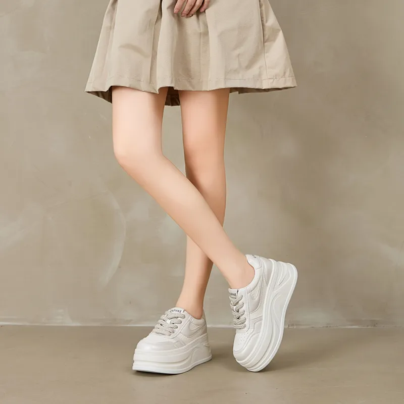 DAPHNE Low Top Skateboard Shoes Women's-8