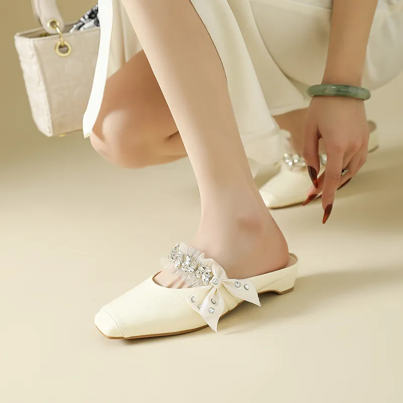 DAPHNE Slip Resistant Closed Toe Slippers Women's-13