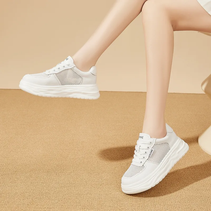 DAPHNE Slip Resistant And Breathable Low Top Skateboard Shoes Women's-8
