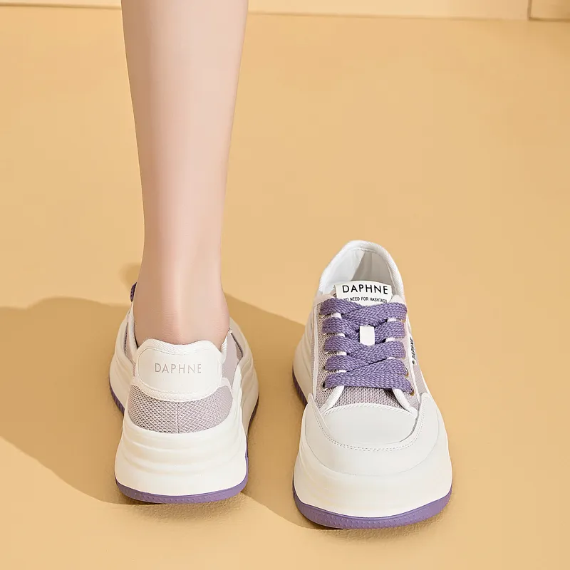 DAPHNE Low Top Skateboard Shoes Women's-1