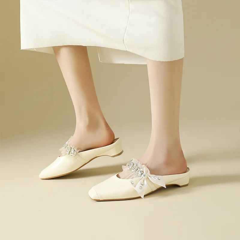 DAPHNE Slip Resistant Closed Toe Slippers Women's-14