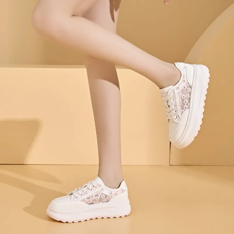 DAPHNE Breathable Low Top Skateboard Shoes Women's-2
