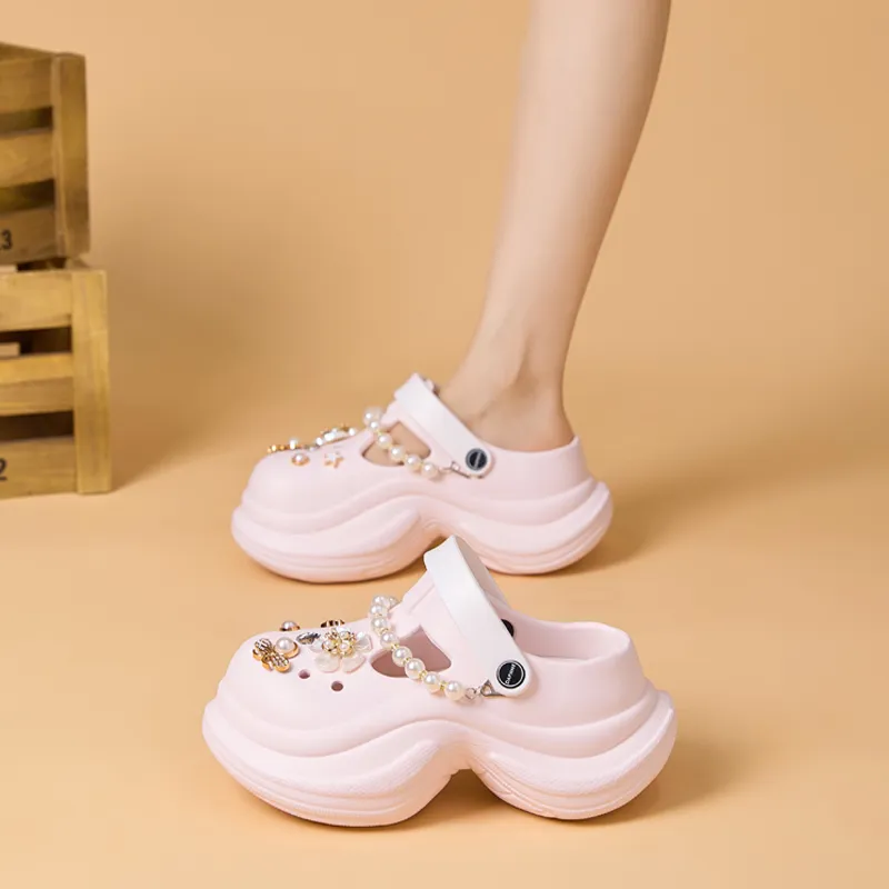 DAPHNE Clogs Women's-10