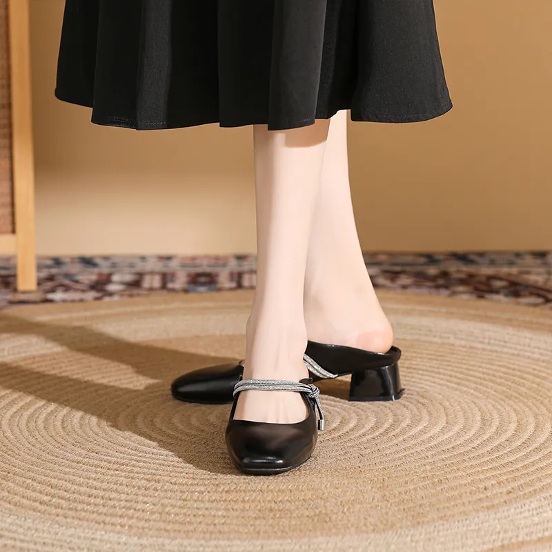 DAPHNE Rubber Sole Slip Resistant Closed Toe Slippers Women's-10