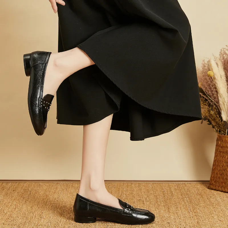 DAPHNE Loafers Women's Black/Ecru-8