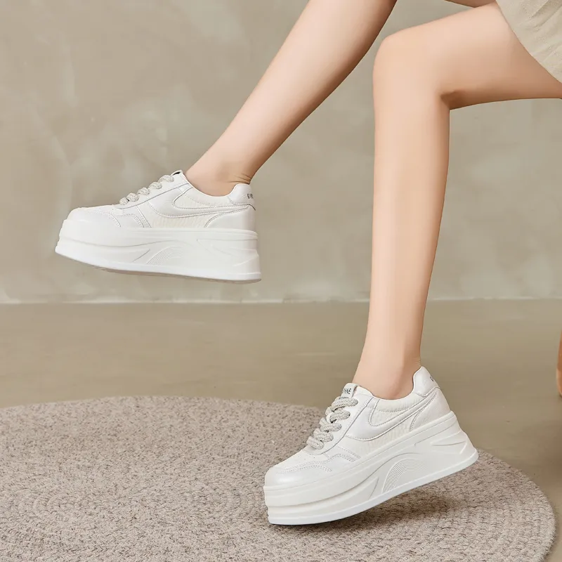 DAPHNE Low Top Skateboard Shoes Women's-10