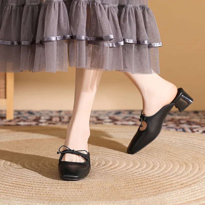 DAPHNE Rubber Sole Slip Resistant Closed Toe Slippers Women's-10