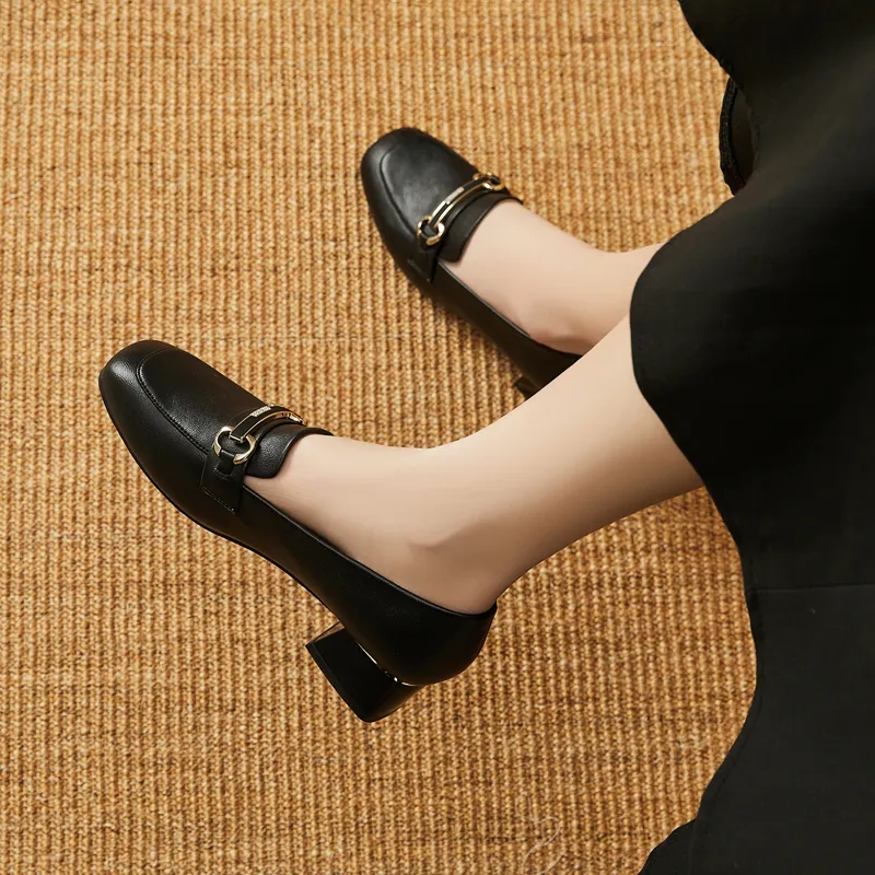 DAPHNE Loafers Women's Black/Ecru-10