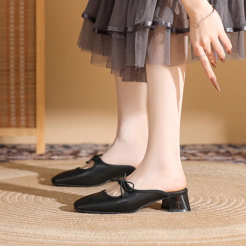 DAPHNE Rubber Sole Slip Resistant Closed Toe Slippers Women's-9