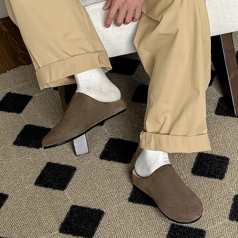 15 MINS Rubber Sole Closed Toe Slippers Unisex-9