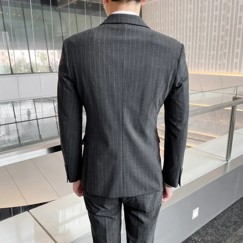 TUCANO Business Suits Unisex-1