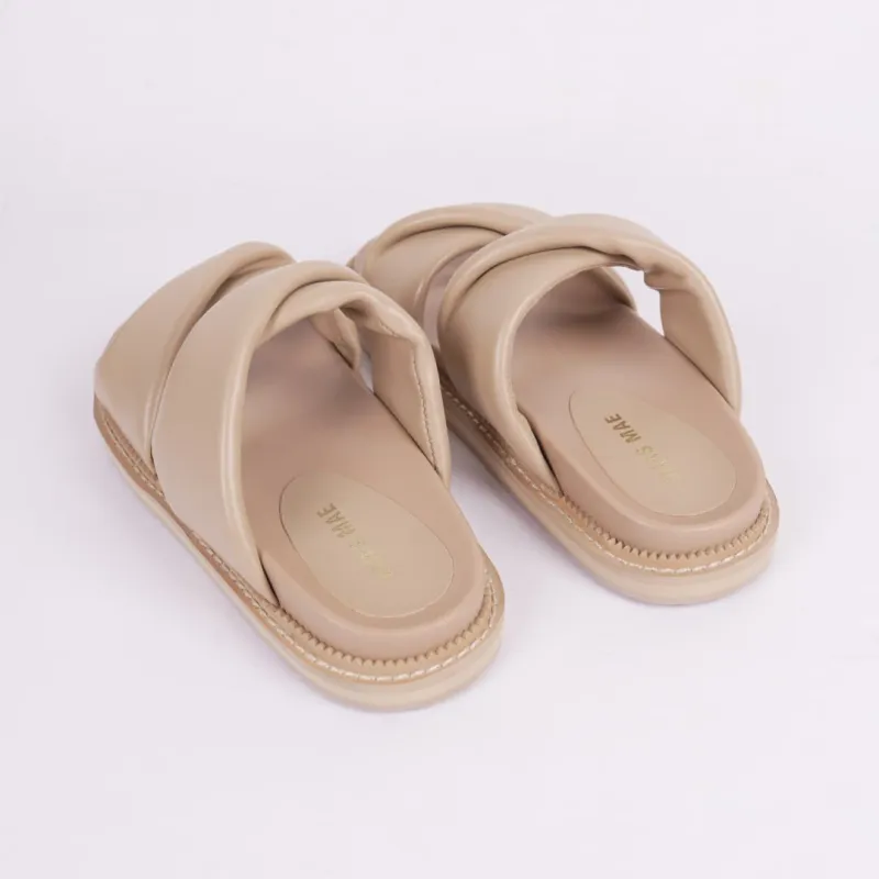 ALIAS MAE Rubber Sole Slip Resistant Odor Resistant Slide Slippers Women's-33