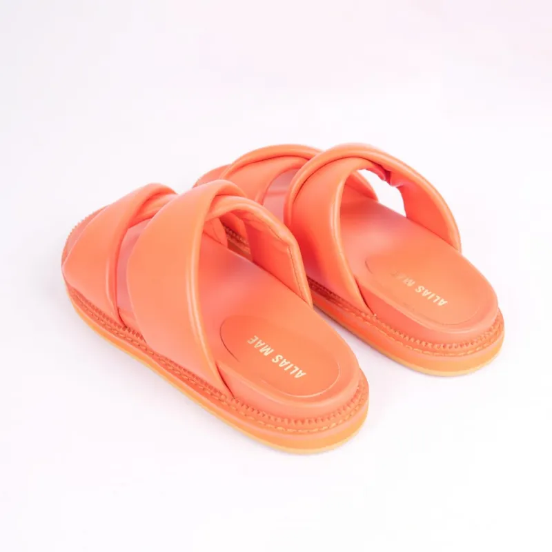 ALIAS MAE Rubber Sole Slip Resistant Odor Resistant Slide Slippers Women's-23