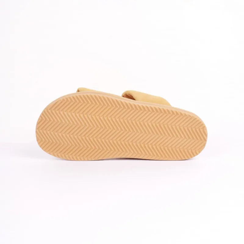 ALIAS MAE Rubber Sole Slip Resistant Odor Resistant Slide Slippers Women's-9