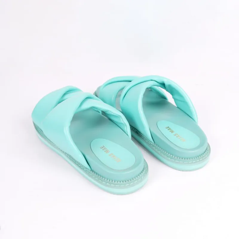 ALIAS MAE Rubber Sole Slip Resistant Odor Resistant Slide Slippers Women's-18