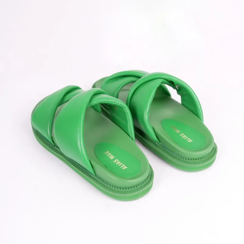 ALIAS MAE Rubber Sole Slip Resistant Odor Resistant Slide Slippers Women's-13