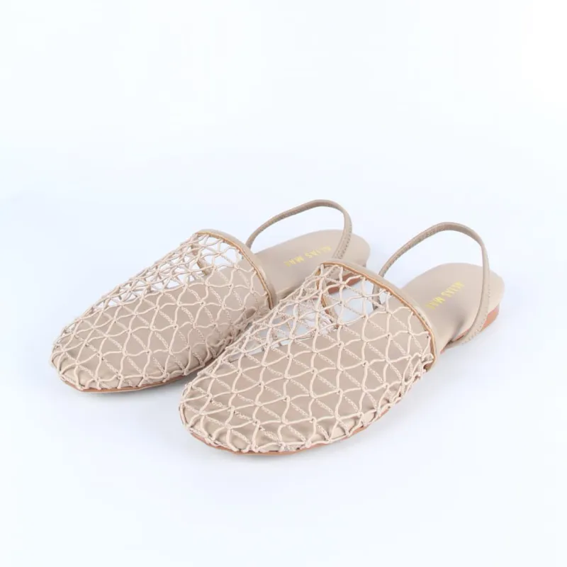 ALIAS MAE Closed Toe Slippers Women's-1