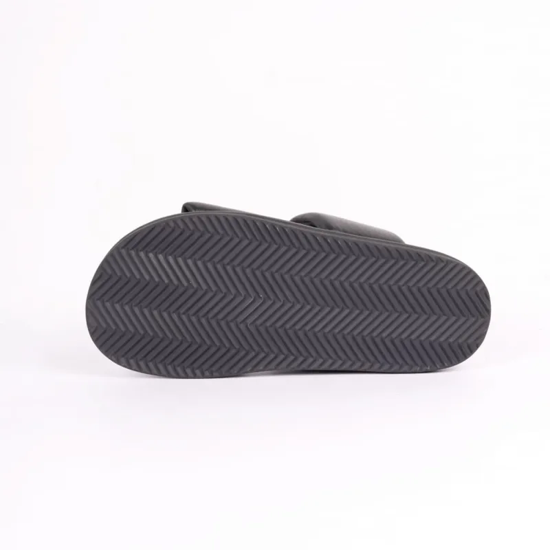 ALIAS MAE Rubber Sole Slip Resistant Odor Resistant Slide Slippers Women's-29