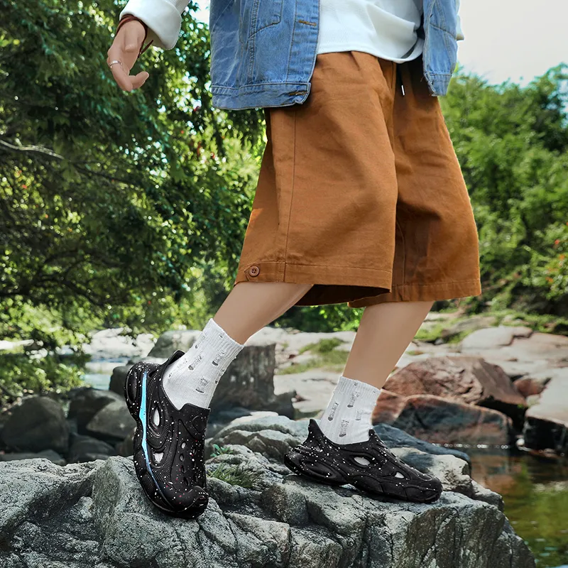 Colorful Creations Clogs Men's Box-9