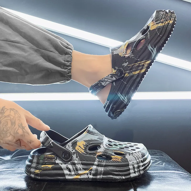 Colorful Creations Clogs Men's Box-11