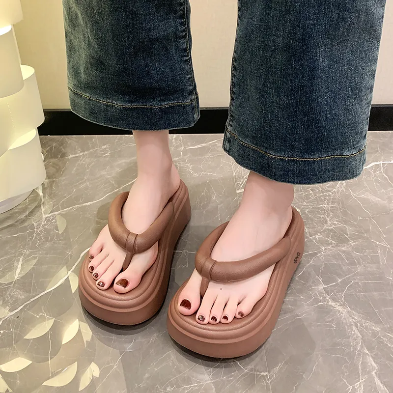 Kung Fu Partners Flip Flops Women's-11