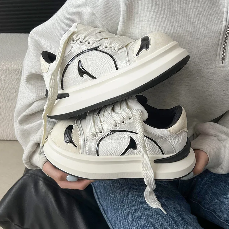 Dragon Dance Low Top Skateboard Shoes Women's-4