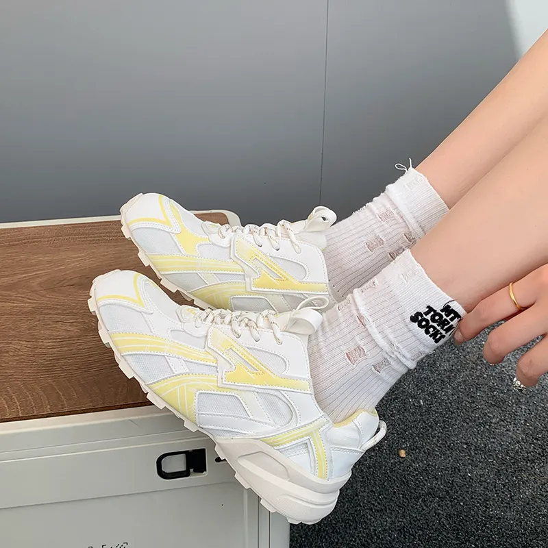 Dragon Dance Breathable Low Top Casual Shoes Women's-1