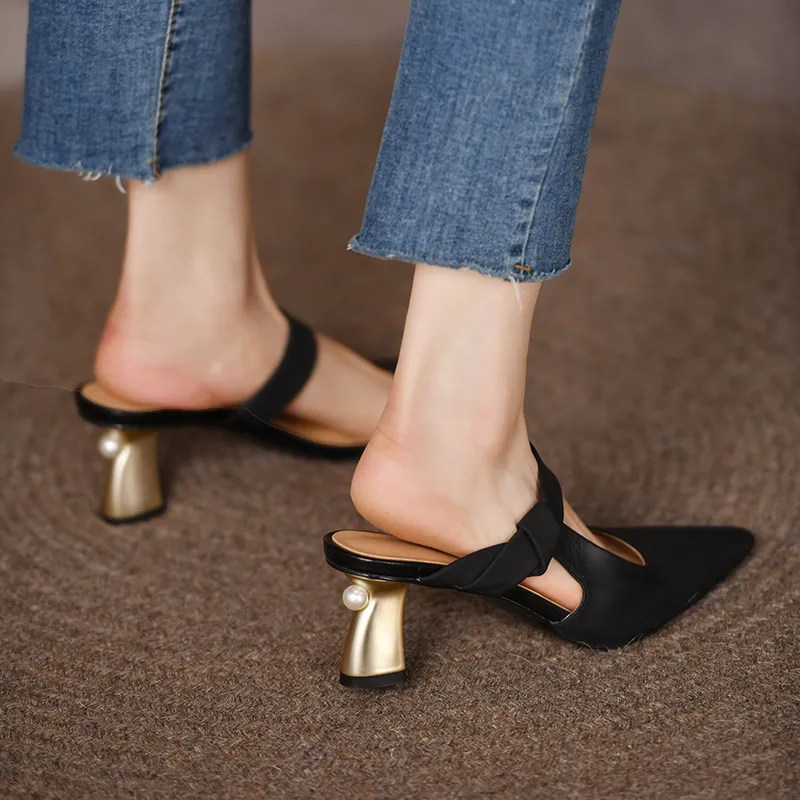 Dragon Dance Abrasion Resistant Closed Toe Slippers Women's-1