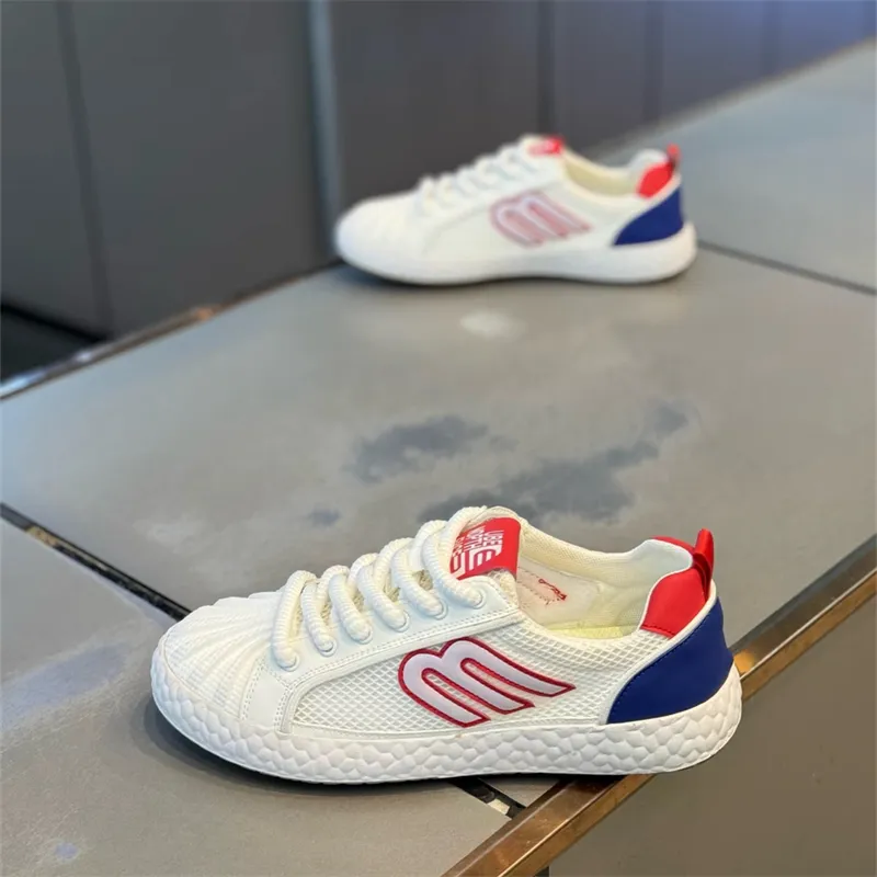Dragon Dance Low Top Skateboard Shoes Women's-9