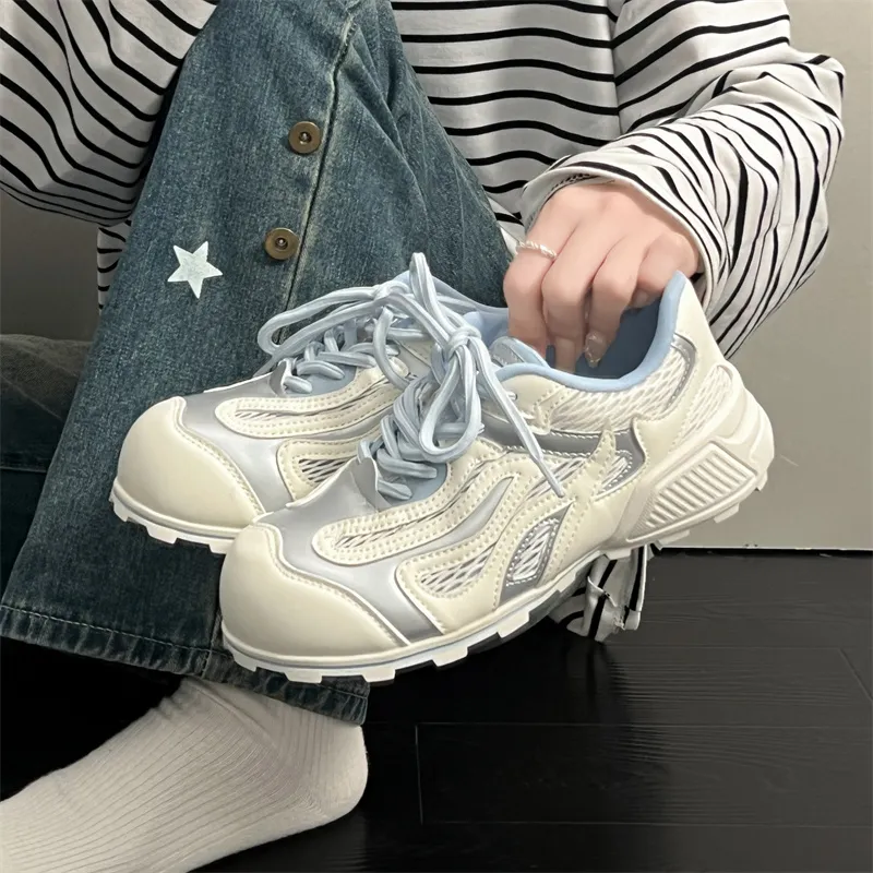 Dragon Dance Breathable Height Increase Low Top Skateboard Shoes Women's-13