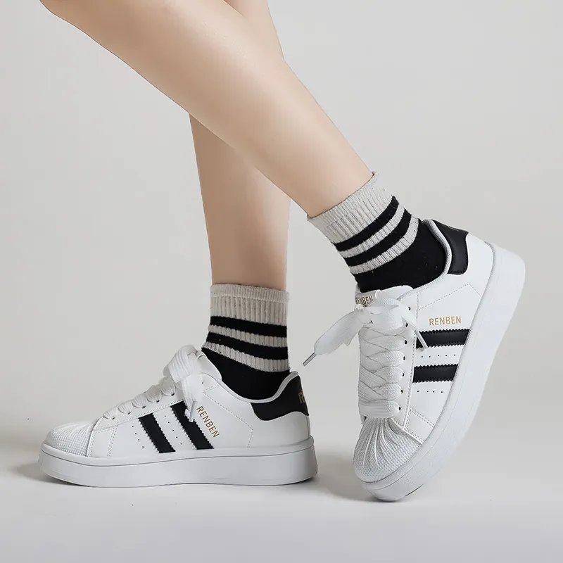 RENBEN Wear resistant And Lightweight Low Top Skateboard Shoes Women's-6