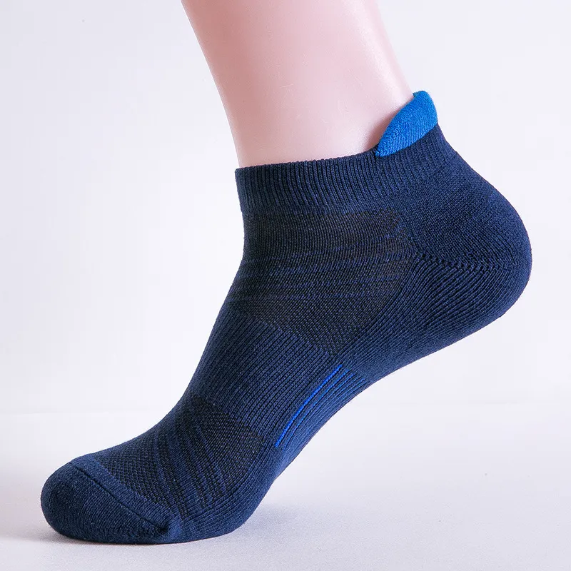 Gentle Welcome Basketball Socks Unisex-9