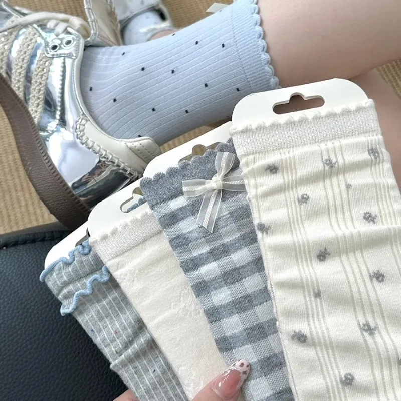 Gentle Welcome Mid Calf Socks Women's-1